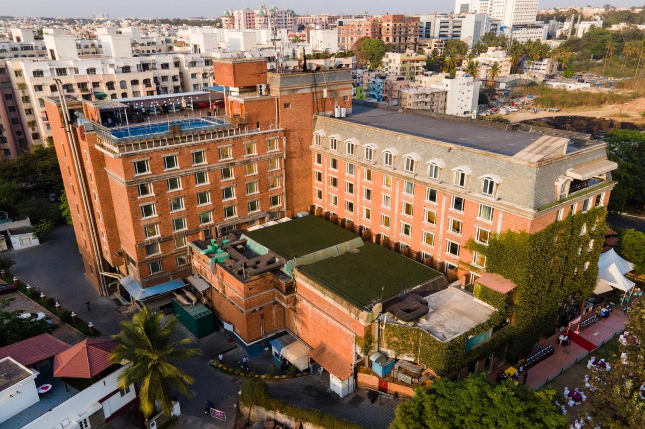 Hotel Royal Orchid Бангалор Экстерьер фото